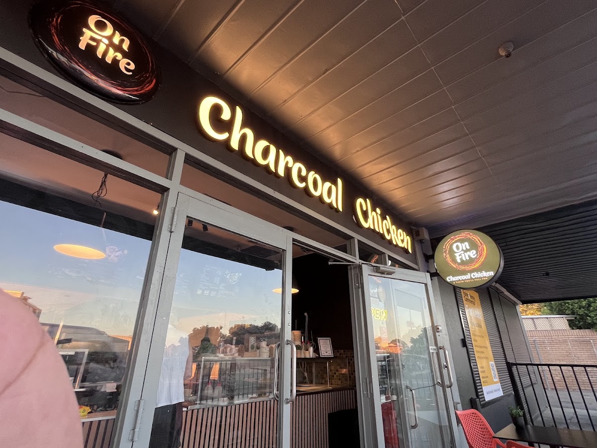 On Fire Charcoal Chicken Como Photos 2